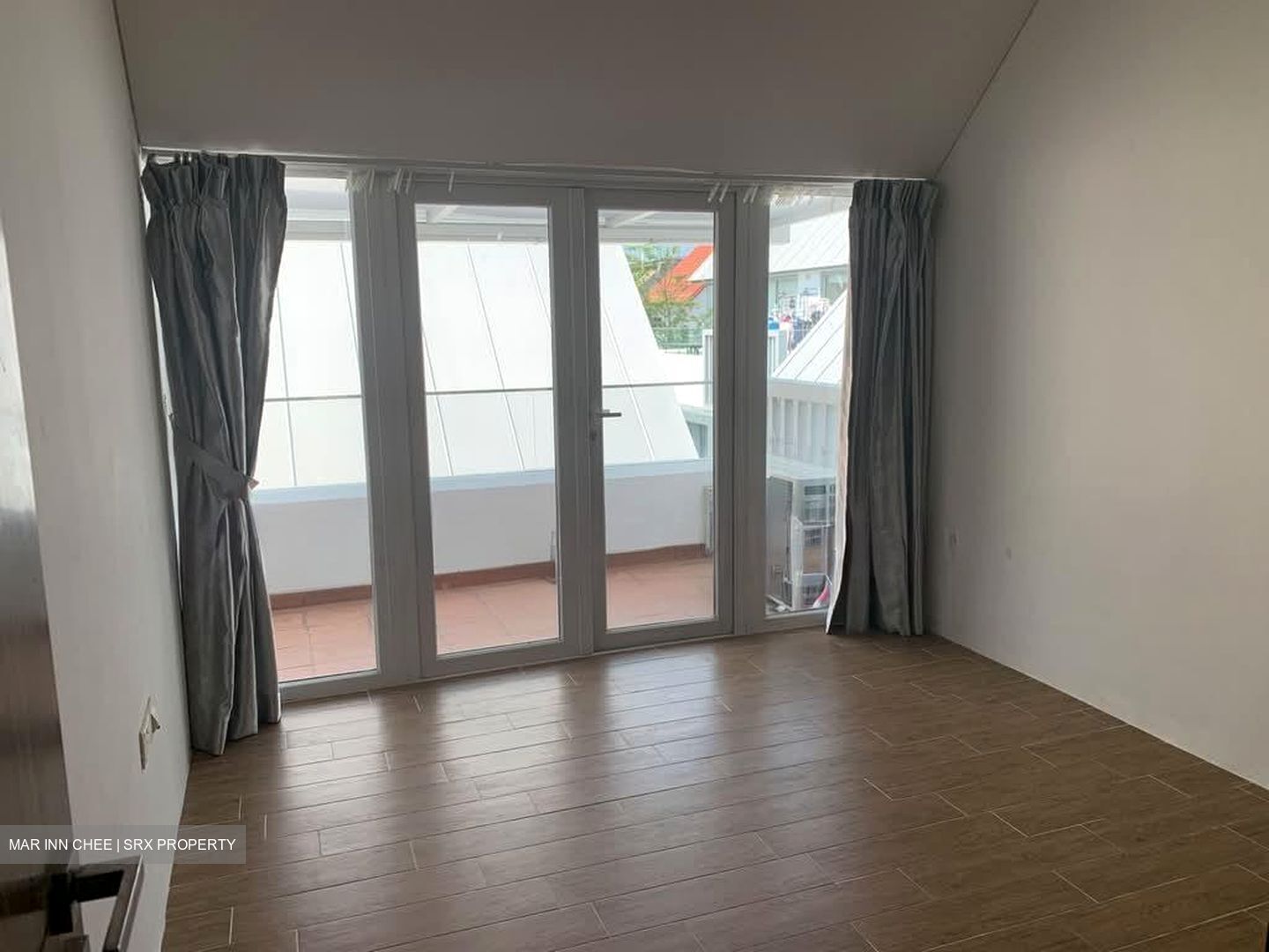 Cotswold Close (D13), Terrace #581739471